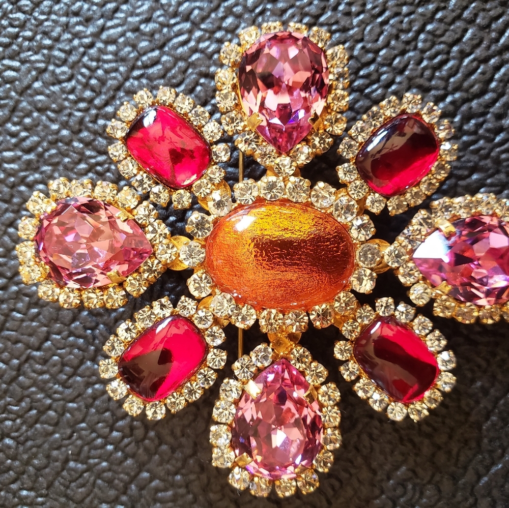 1995 Chanel gripoix brooch (and pendant)